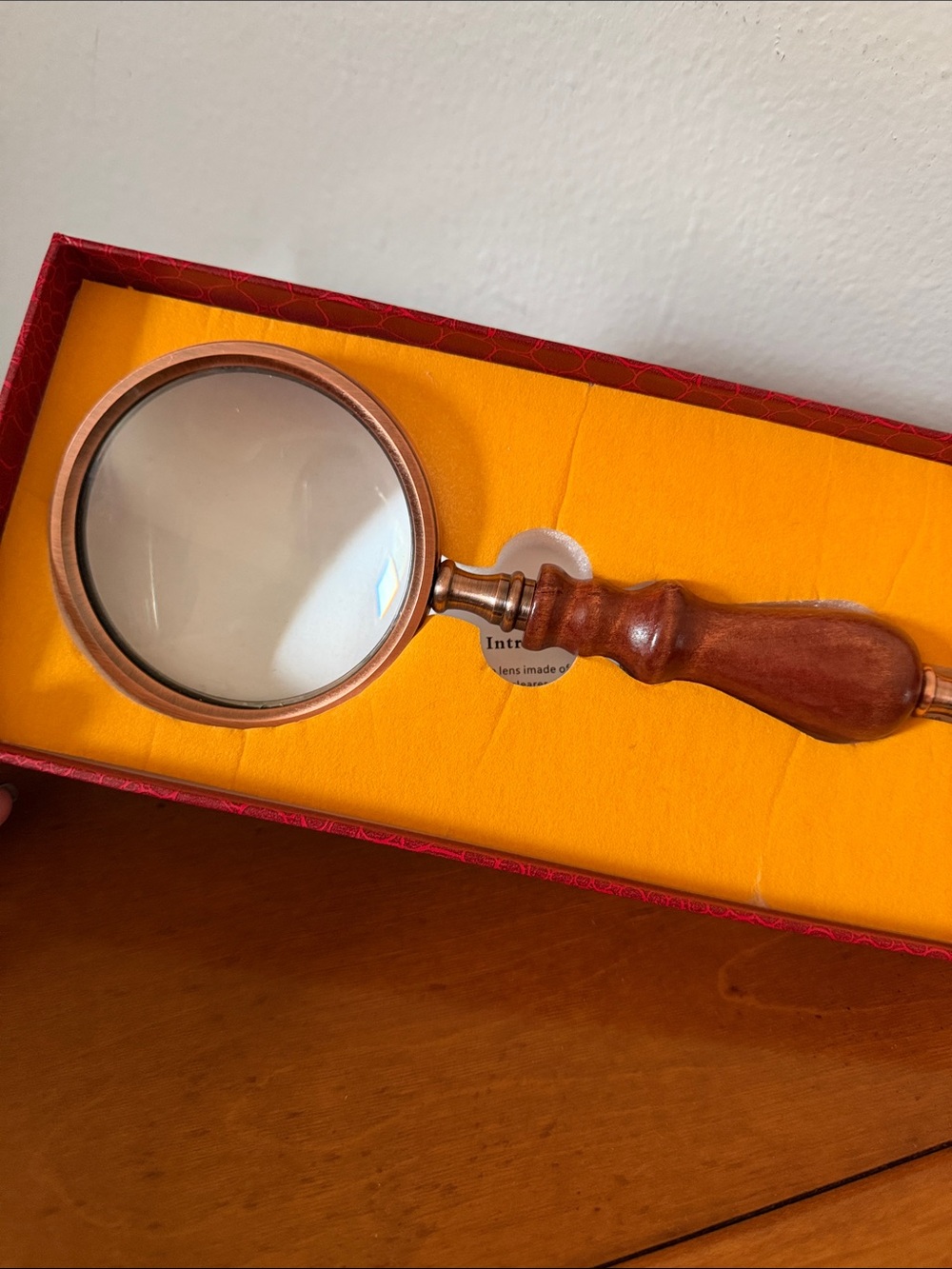 NIB Wood-Handle 10X Magnifying Glass with Brass Frame